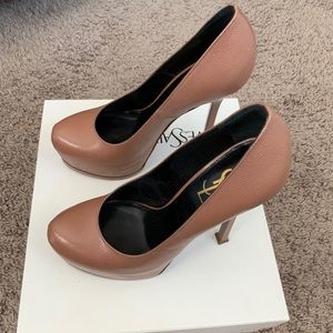 Yves Saint Laurent 36.5 Nude Pumps Tribtoo